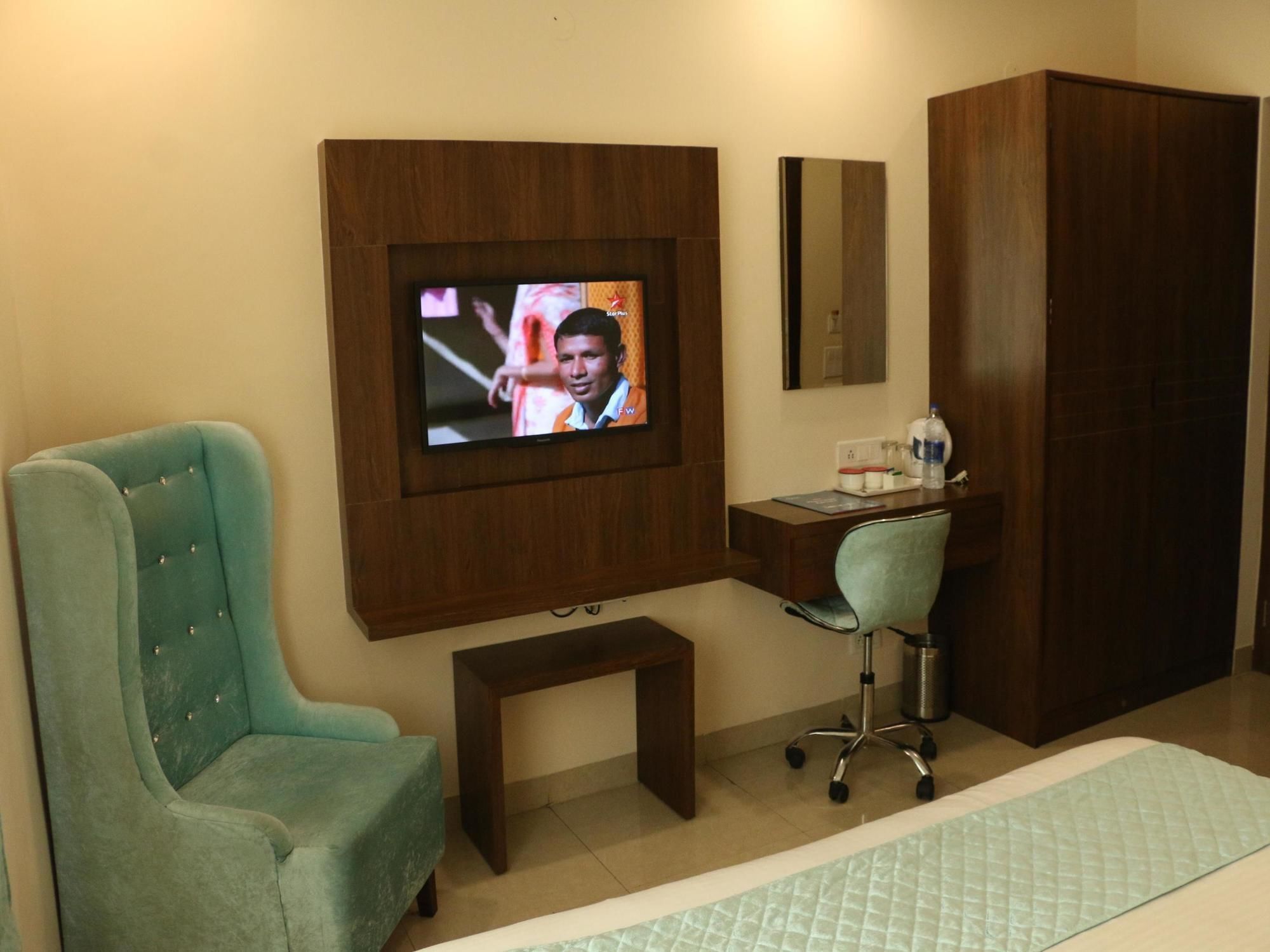 Hotel Rk Grande Ludhiana Exterior photo
